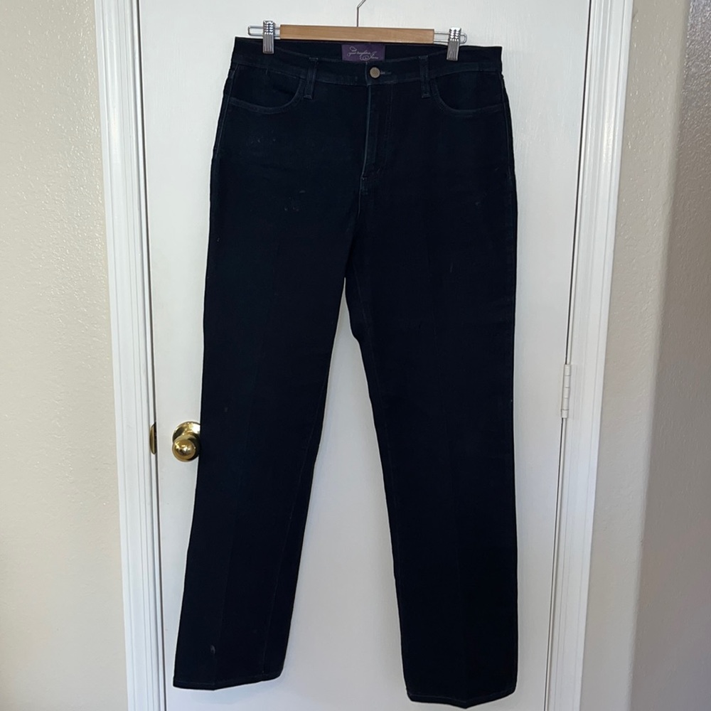 Straight leg, dark blue wash NYDJ with LiftTuck technology
